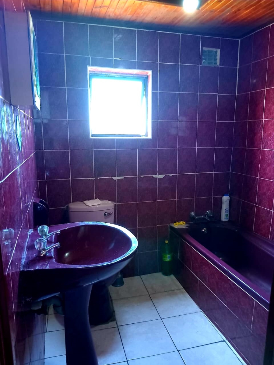 2 Bedroom Property for Sale in Mdantsane Nu 14 Eastern Cape
